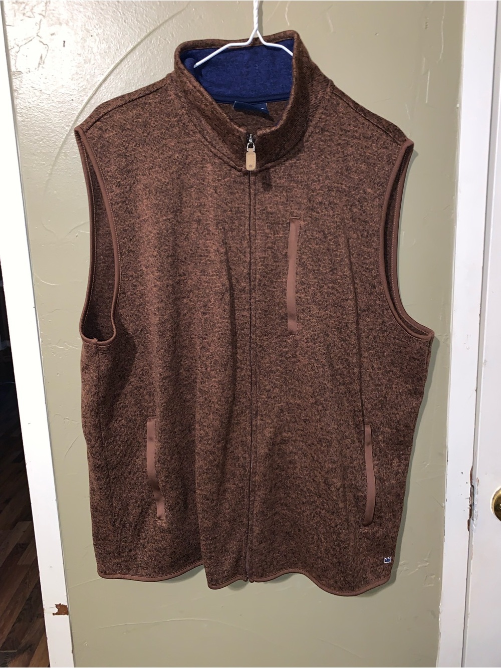 crown & ivy Men's Brown Zip-Up Fleece Vest